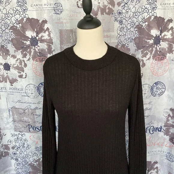 Old Navy Black Ribbed Mock Neck Sweater Dress - Picture 3 of 8